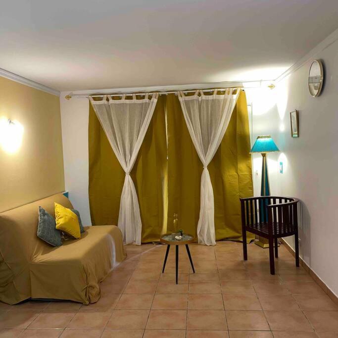 Le Mayakudja D'Or Apartment Sainte-Anne  Exterior photo